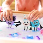 Cubos de luz sensoriales - Set con personaje