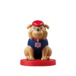 Figura del bulldog de Canta y aprende inglés para cuentacuentos FABA, con gorra roja y bandera británica