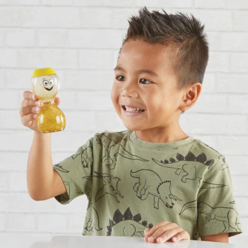 Botellas de las emociones de hand2mind: niño sonriente sujetando la botella amarilla de la alegría