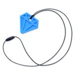 Collar mordedor Diamante azul con el cordón negro completo y el cierre de seguridad a la vista