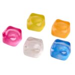 Fun Cube de J'adore: cinco cubos translúcidos en rosa, amarillo, naranja, transparente y azul