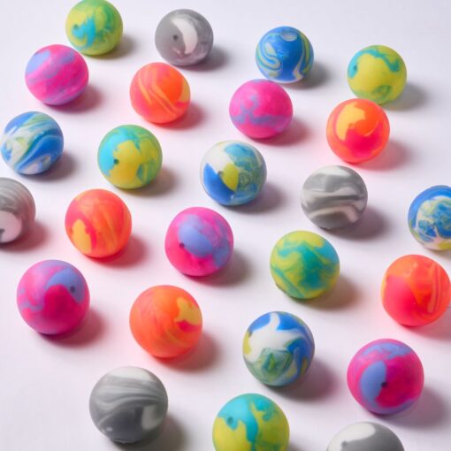 Gradient Squishy de J'adore: muchos squishies de colores mezclados repartidos sobre fondo blanco