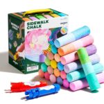 Tizas lavables RAINBOW de Jarmelo: caja Sidewalk Chalk con las 24 tizas y los 2 soportes