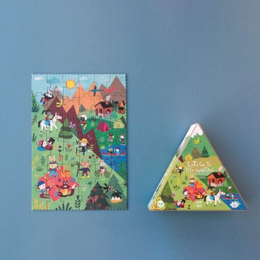 Puzzle reversible de montaña de Londji: cara de verano montada junto a su caja triangular